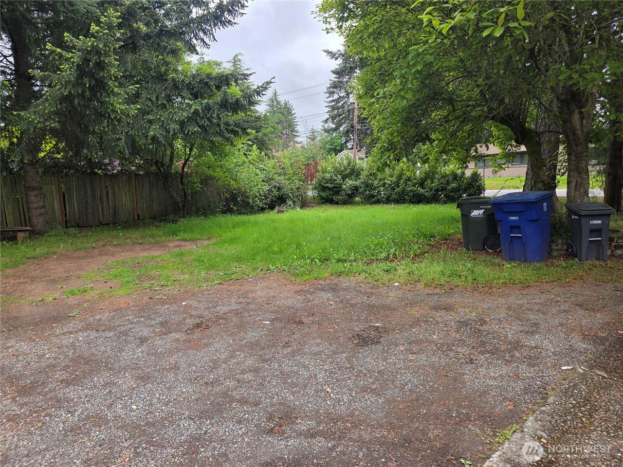 https://bt-photos.global.ssl.fastly.net/nwmls/1280_boomver_1_2533890-1.jpg