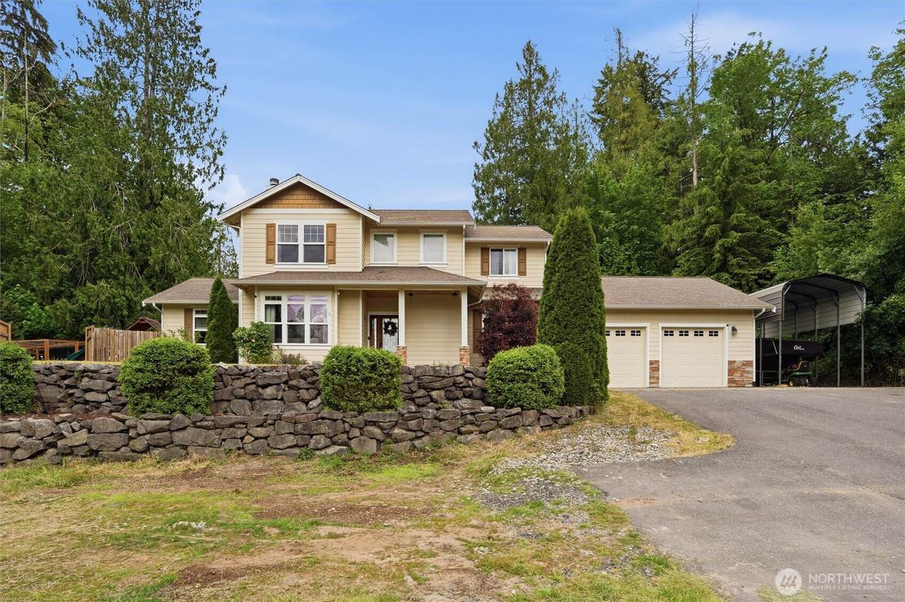 2223 Long Lake Road - Photo 1
