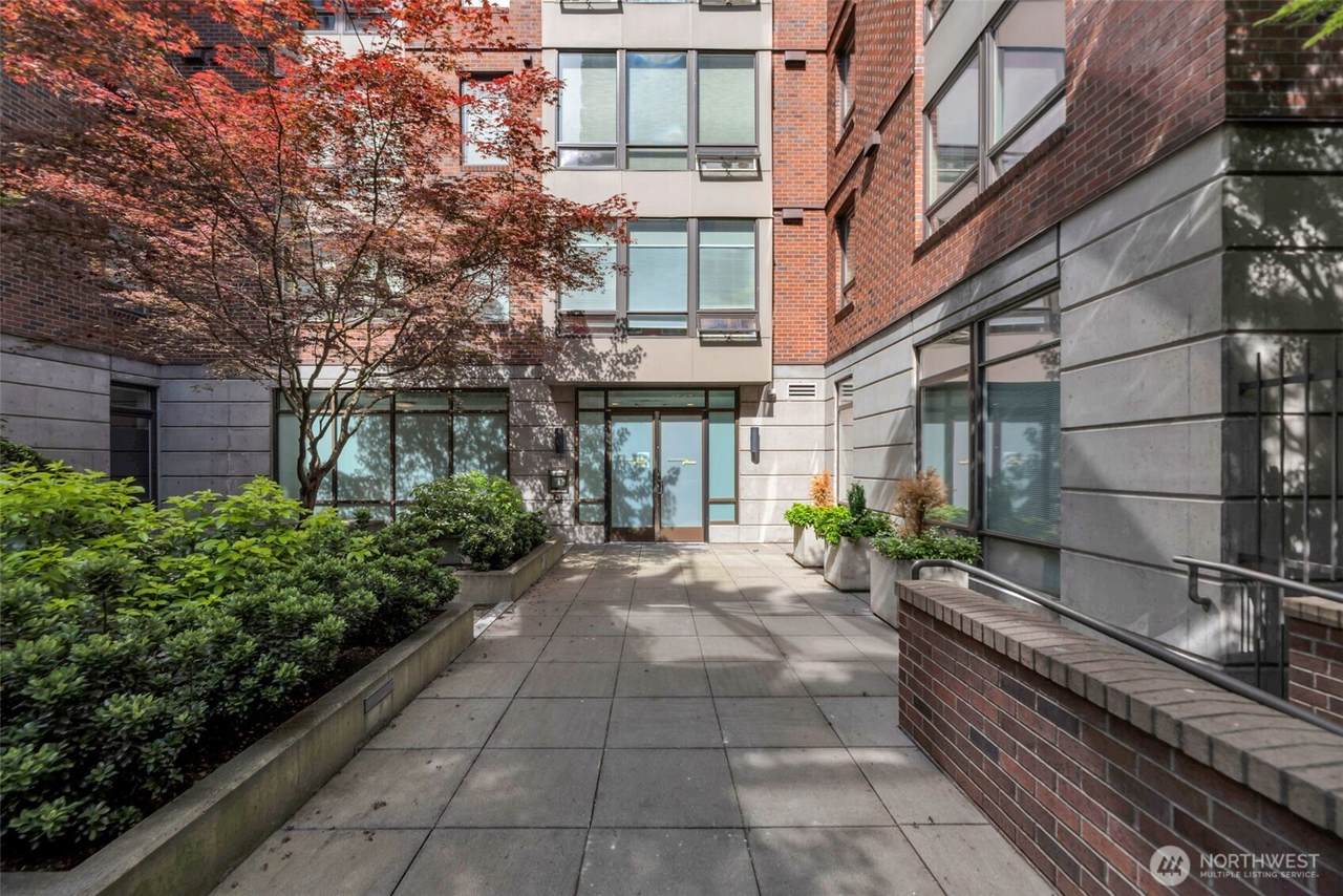 4547 8th Avenue - Photo 1