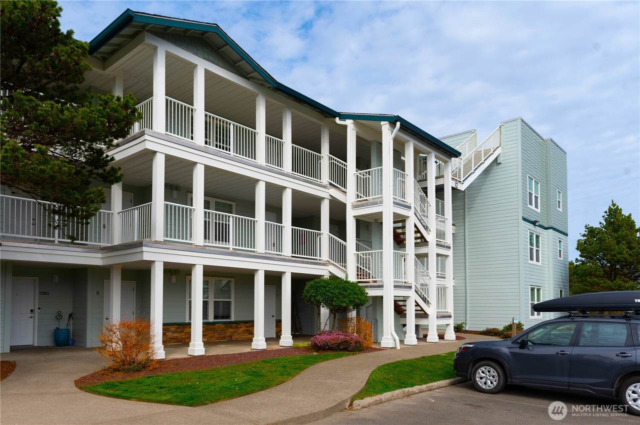 1600 Ocean Avenue - Photo 1