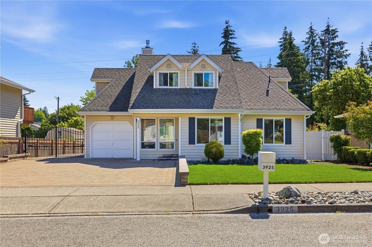 3925 Visscher Street - Photo 1