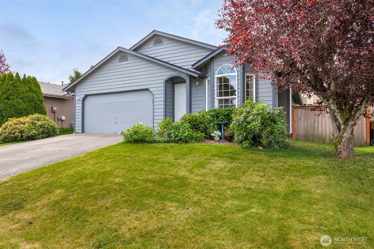 5034 39th Street - Photo 1