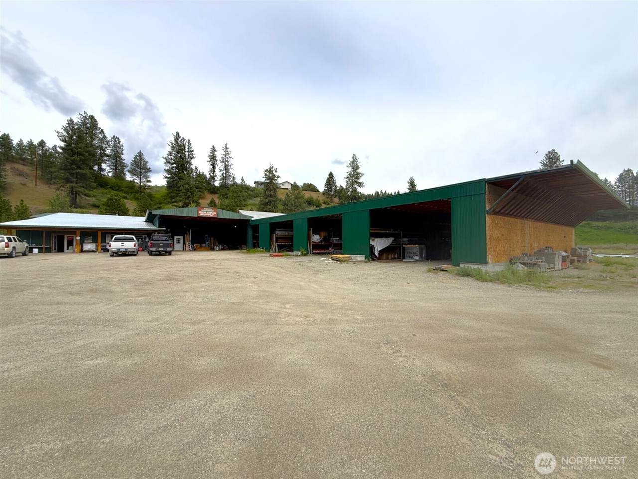 30007 Hwy 20 - Photo 1