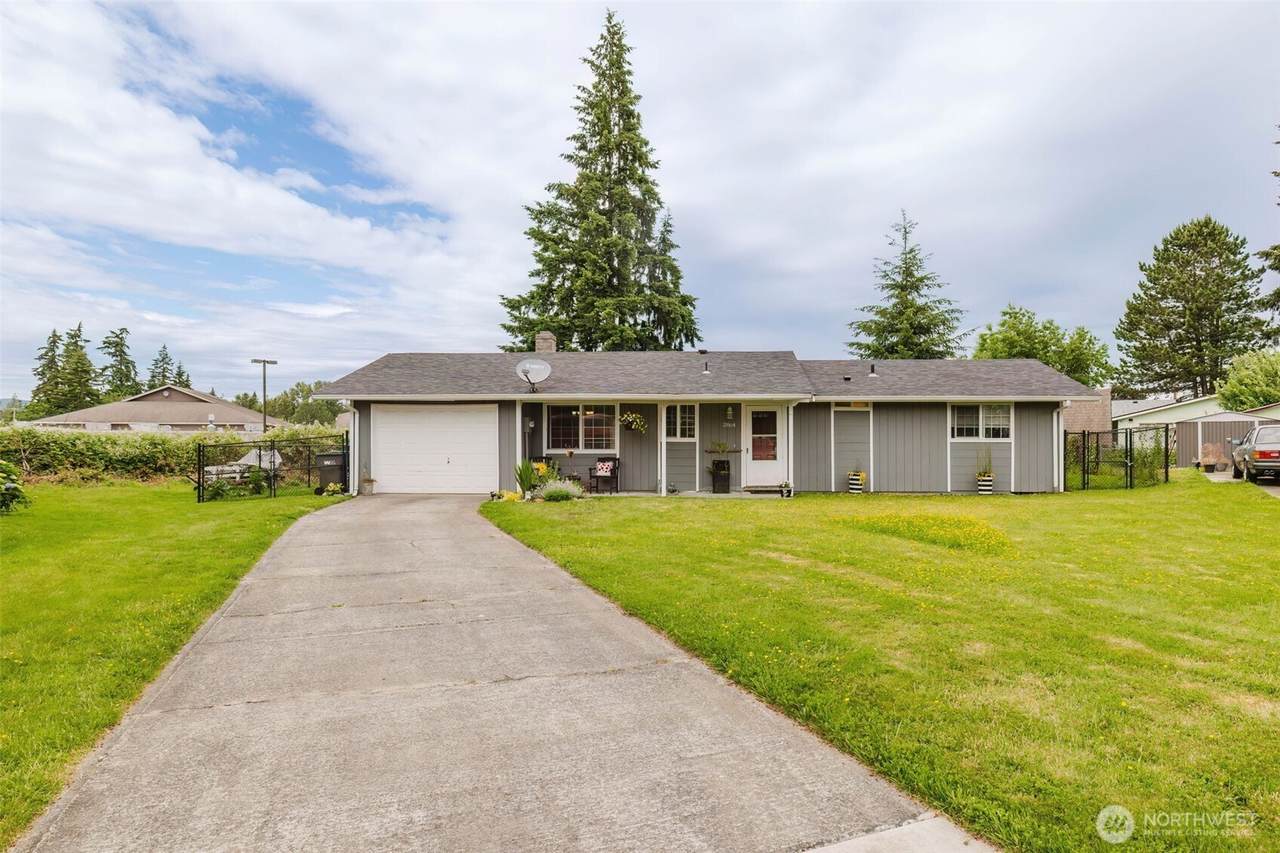 2864 Flaiz Court - Photo 1