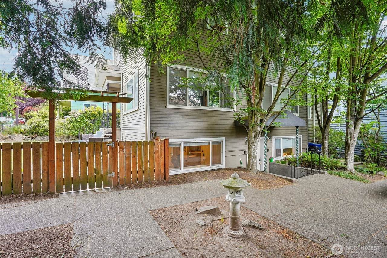 3624 Whitman Avenue - Photo 1