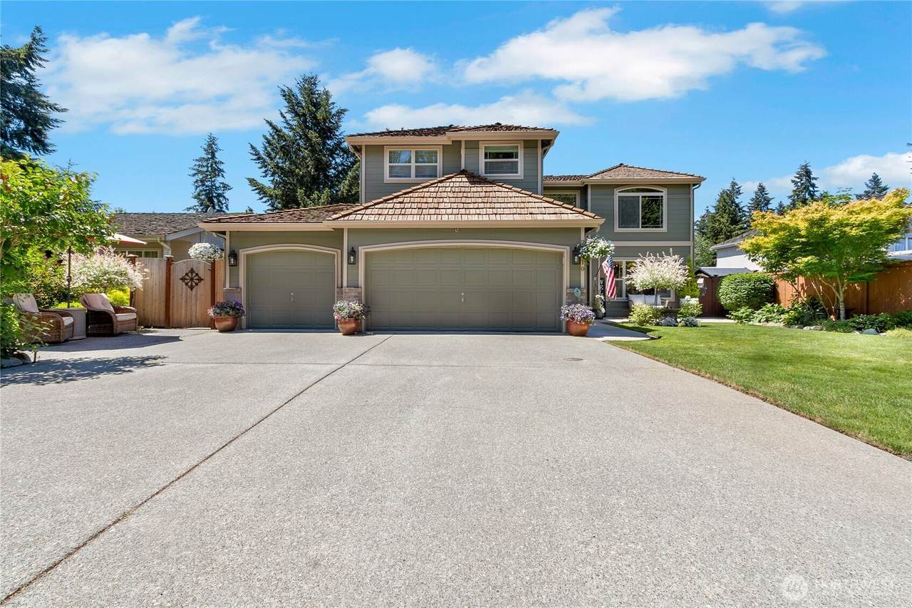 20110 75th Avenue Ct - Photo 1