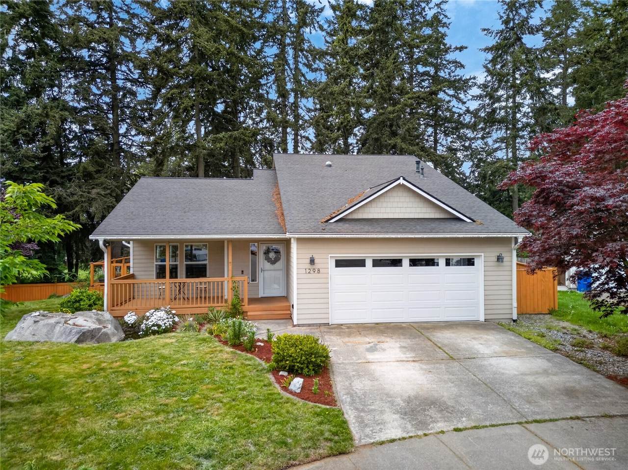 1298 Riksen Way - Photo 1
