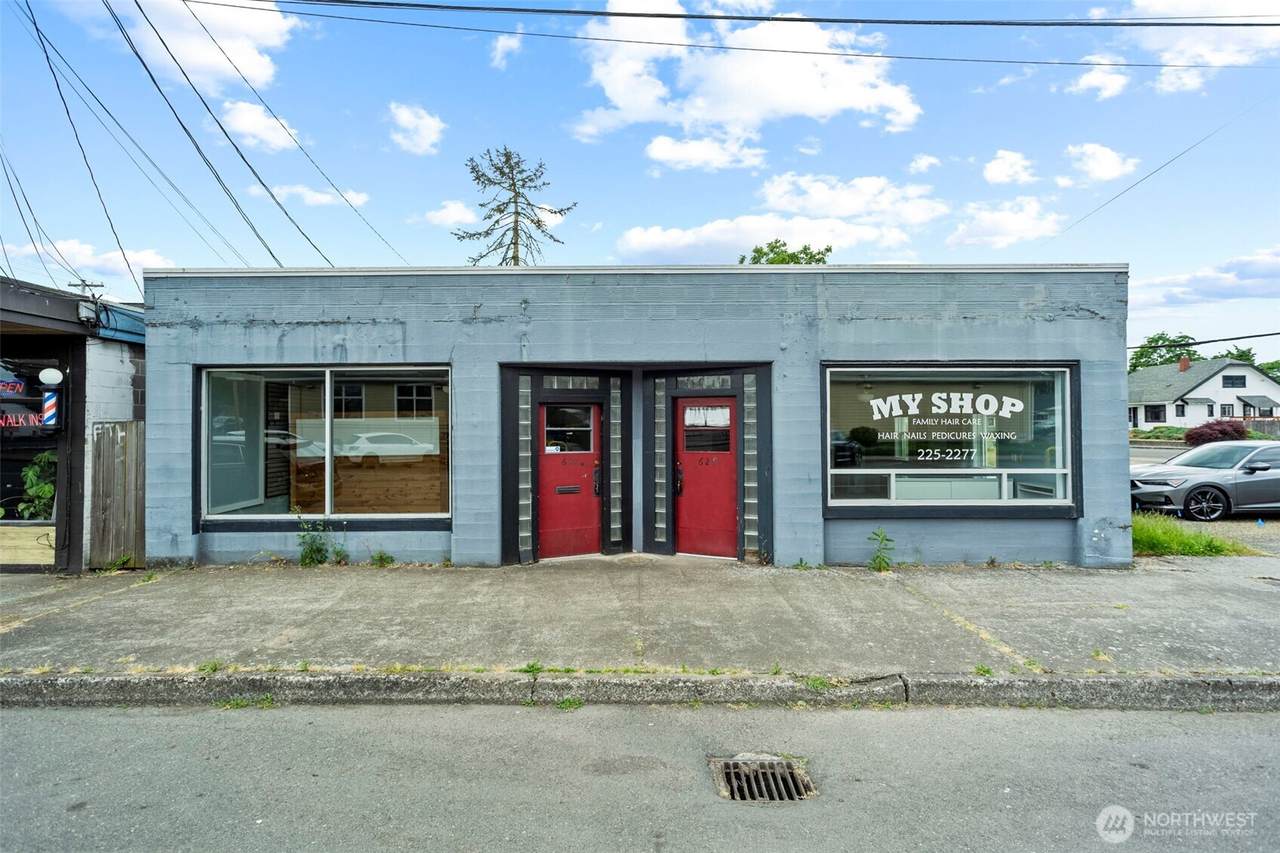 629 Park Street - Photo 1