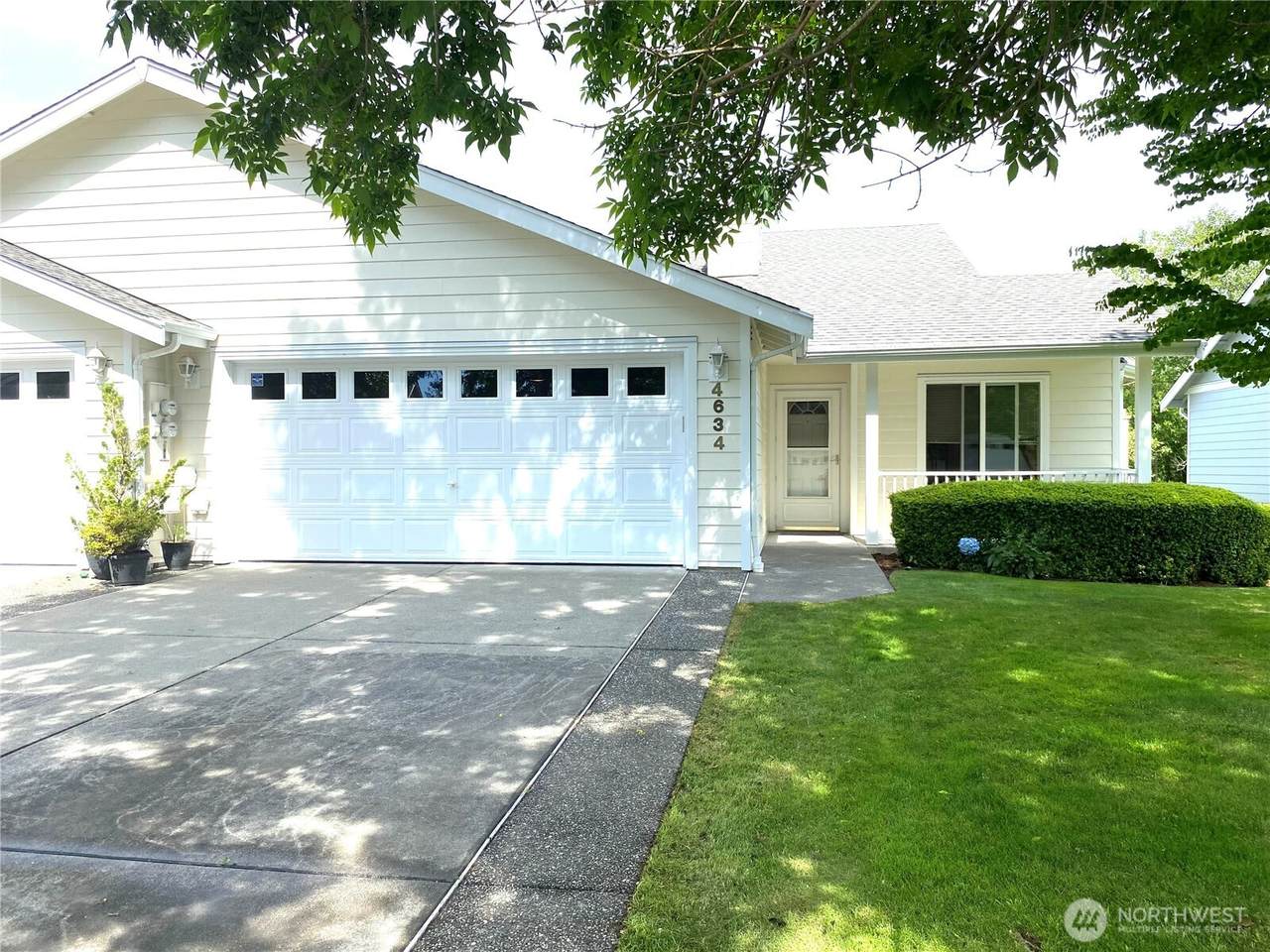 4634 Boardwalk Drive - Photo 1