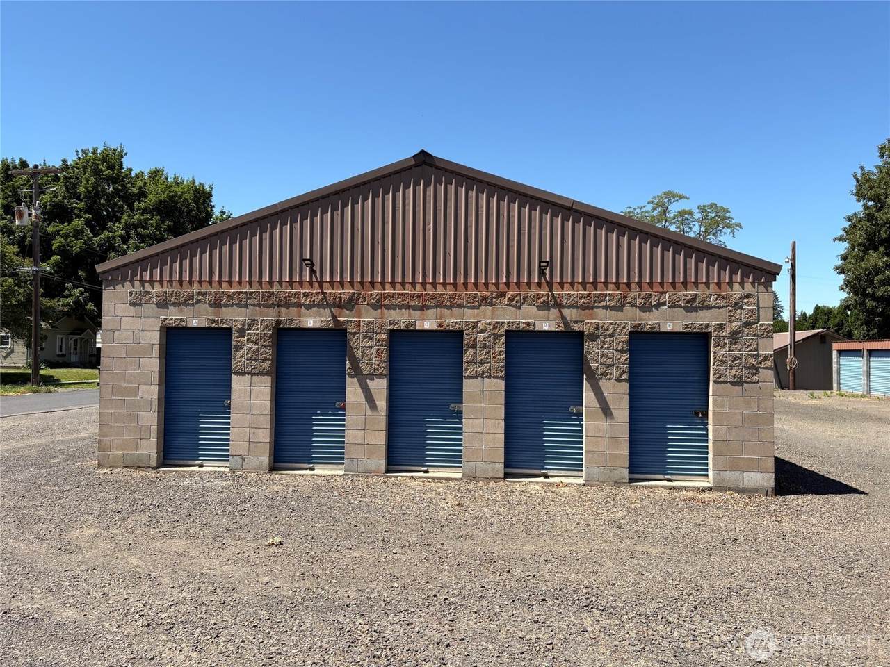 419 6th Street - Photo 1
