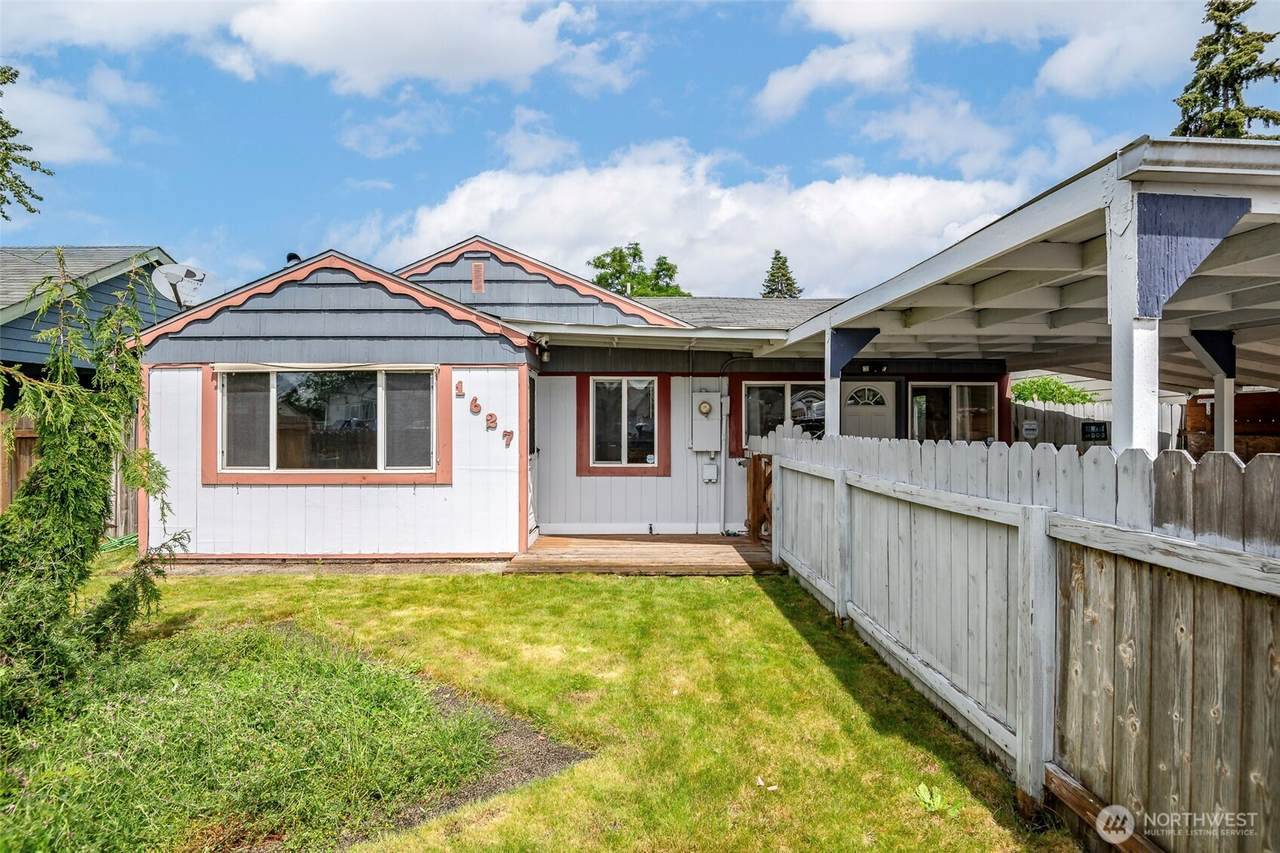 1627 120th Street - Photo 1