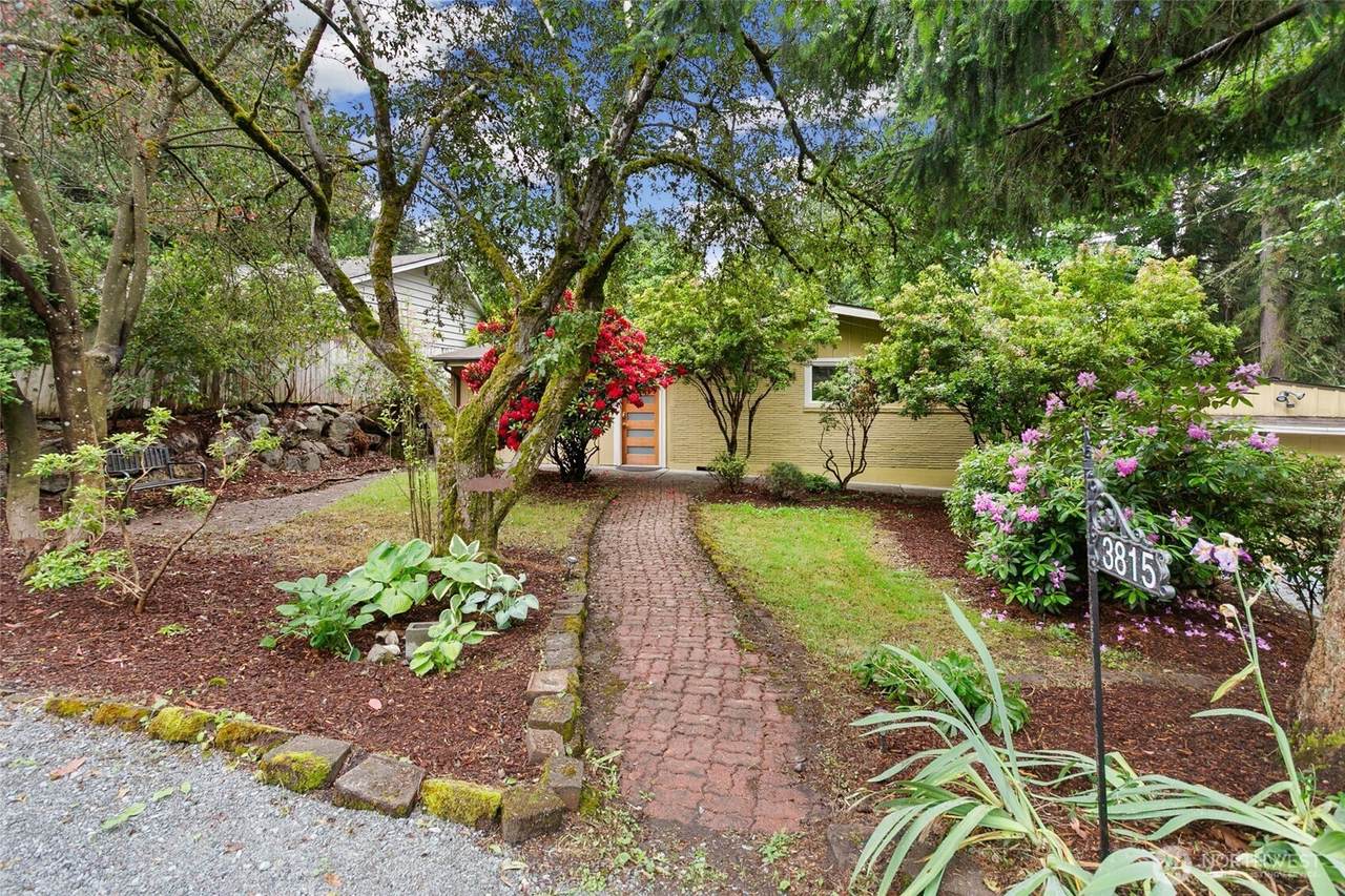 3815 113th Street - Photo 1