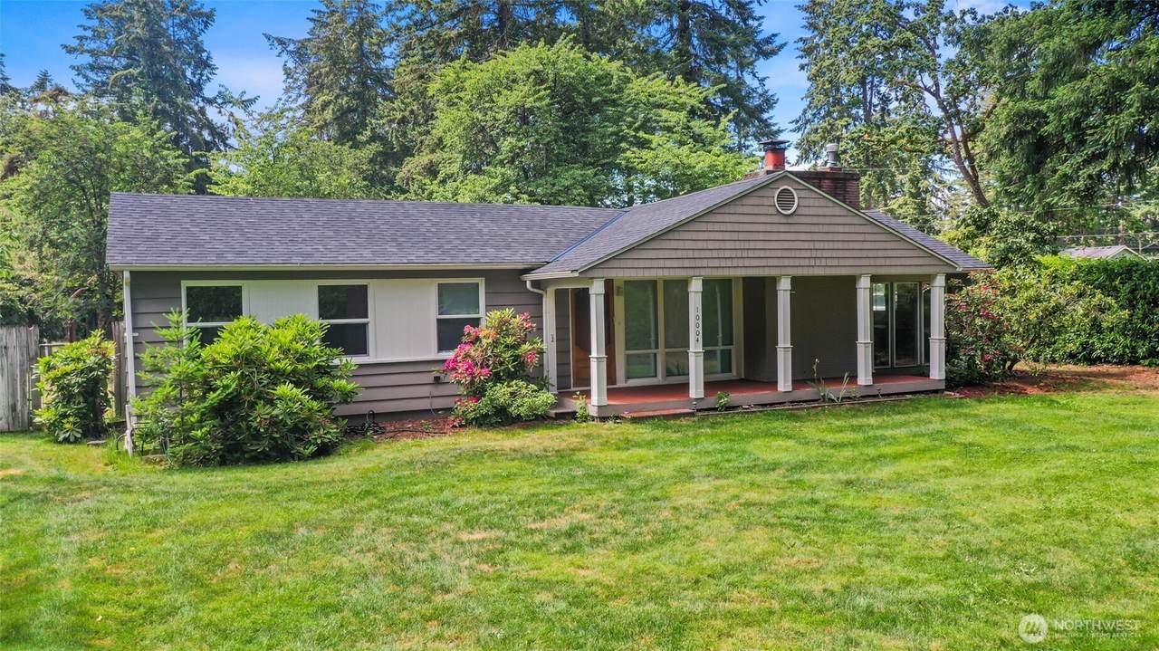 10004 Lake Steilacoom Drive - Photo 1