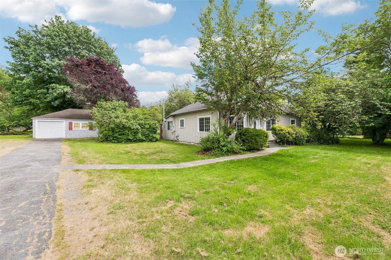 15007 67th Avenue - Photo 1