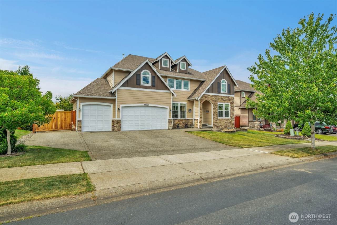22906 82nd Avenue Ct - Photo 1