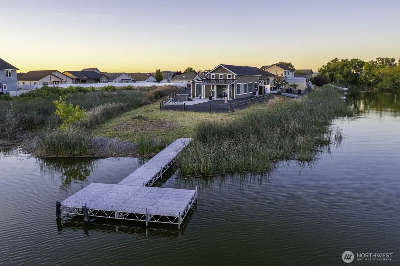 1300 Marina Drive - Photo 1