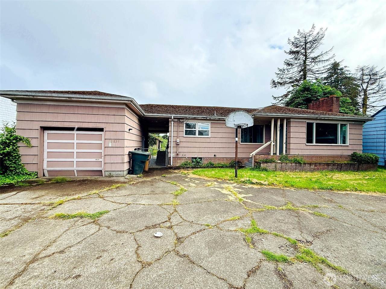 2827 Ocean Beach Highway - Photo 1