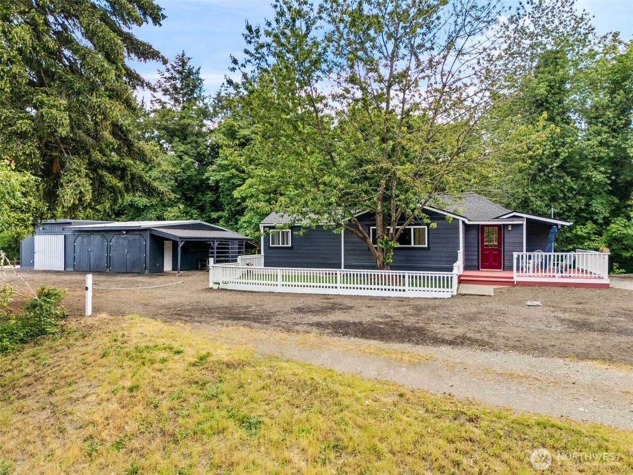 341 Maple Avenue - Photo 1
