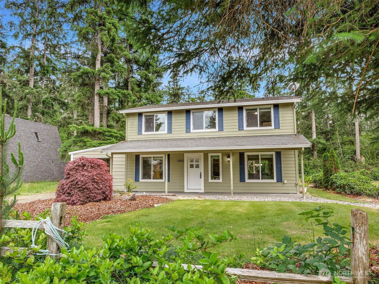 1902 194th Street - Photo 1