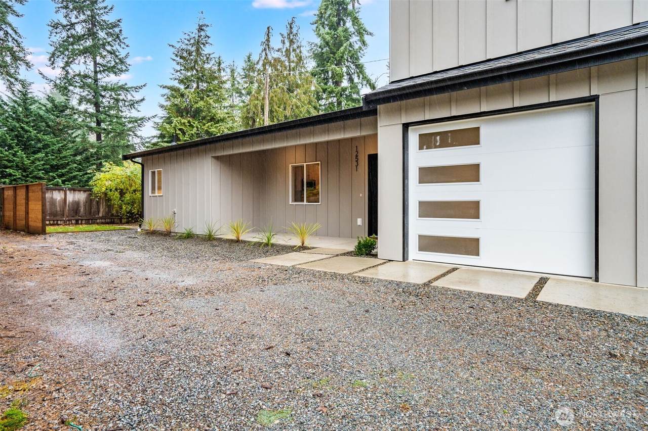 12531 25th Avenue - Photo 1