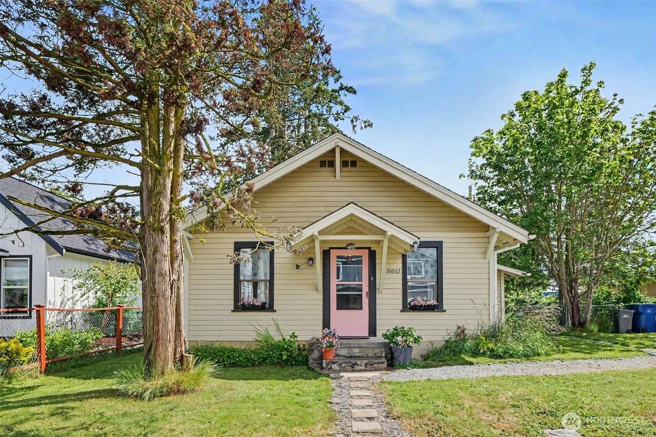 10002 272nd Street - Photo 1