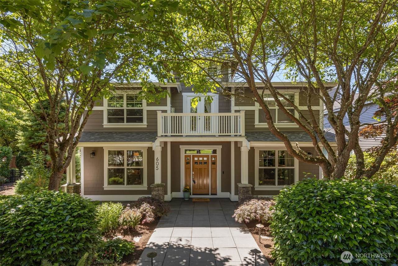 605 11th Avenue - Photo 1