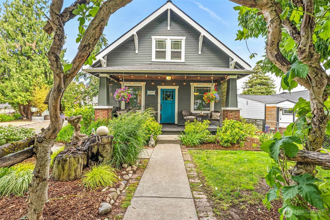 2227 Harrison Street - Photo 1