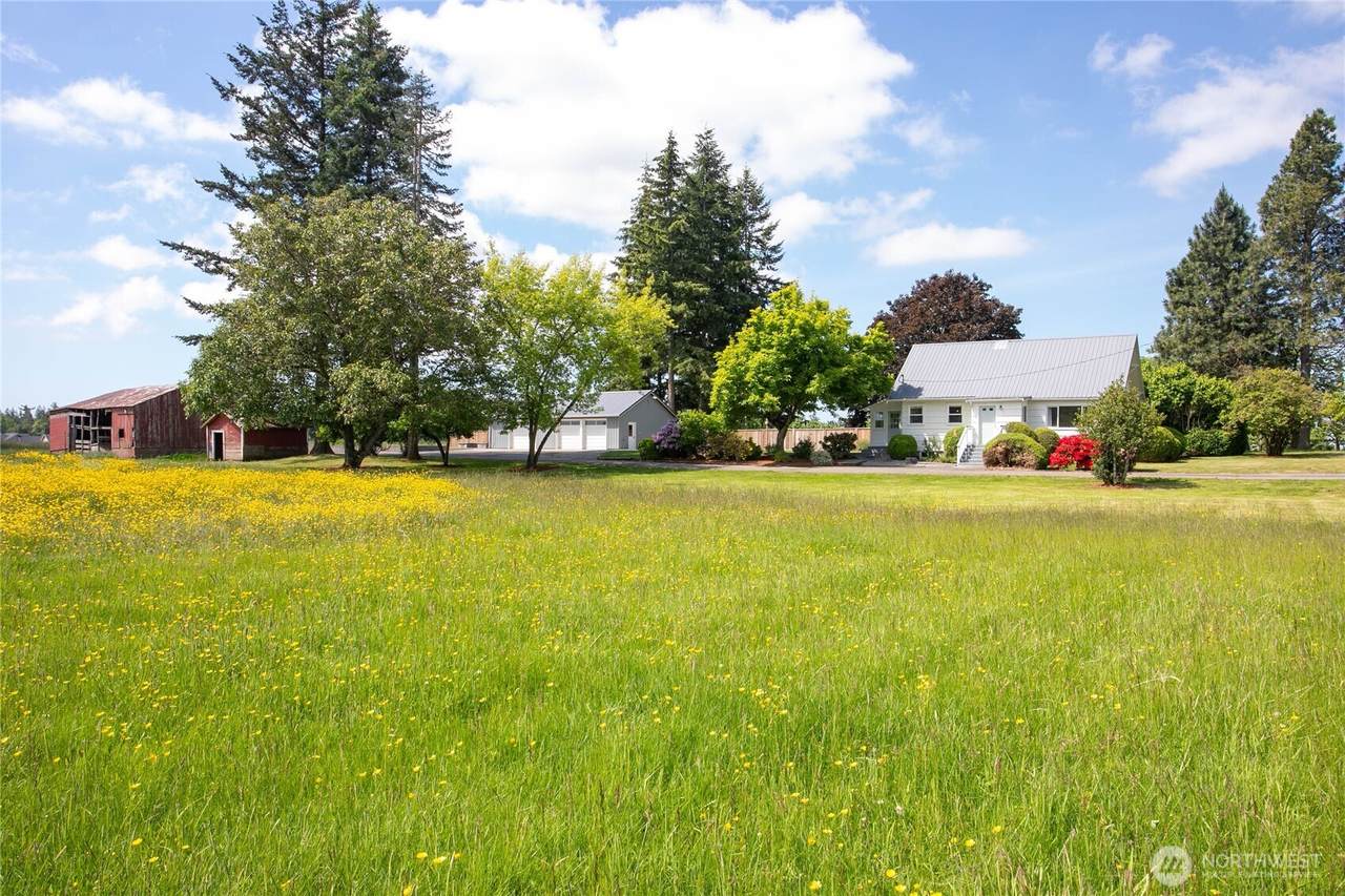 551 Smith Road - Photo 1