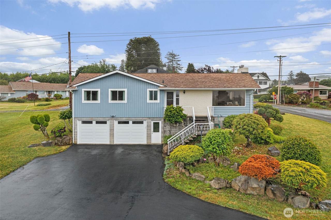 209 Harrison Street - Photo 1