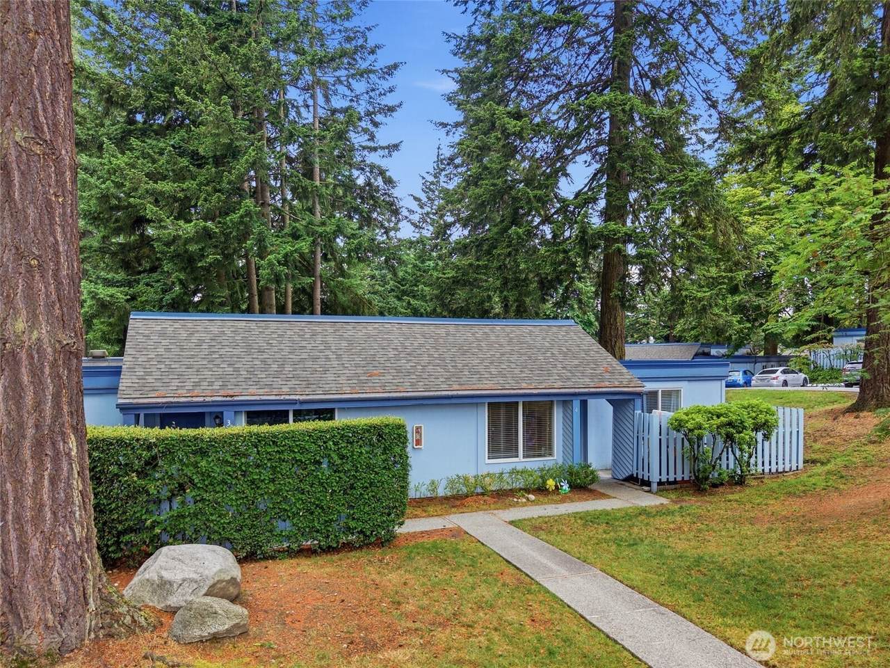 4308 Sunset Blvd - Photo 1