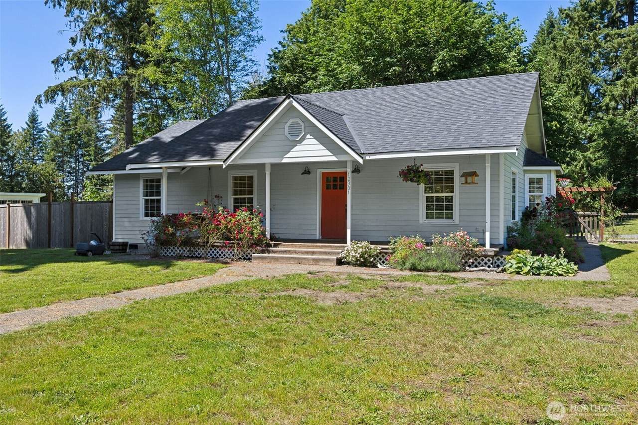 12301 401st Street - Photo 1