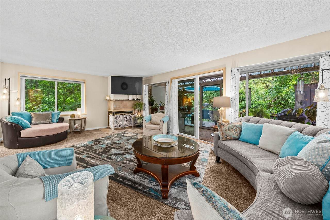 10430 Gravelly Lake Drive - Photo 1