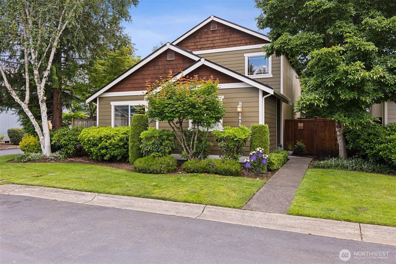 1615 Derby Lane - Photo 1