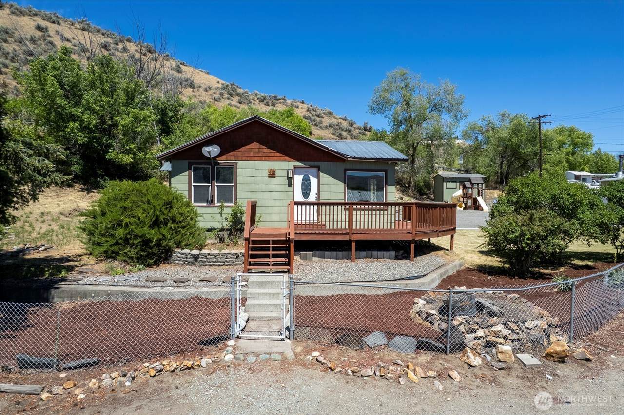 410 Bartlett Street - Photo 1