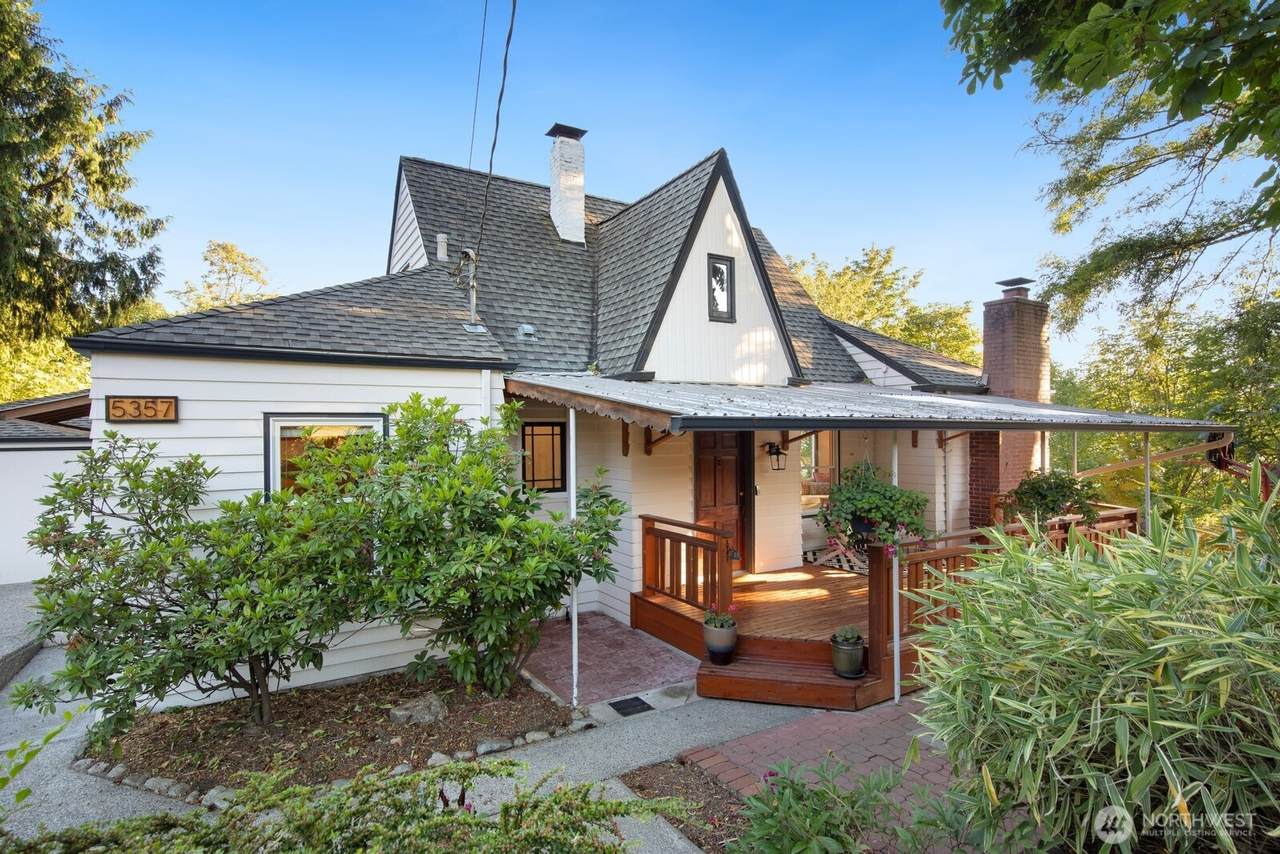 5357 120th Street - Photo 1