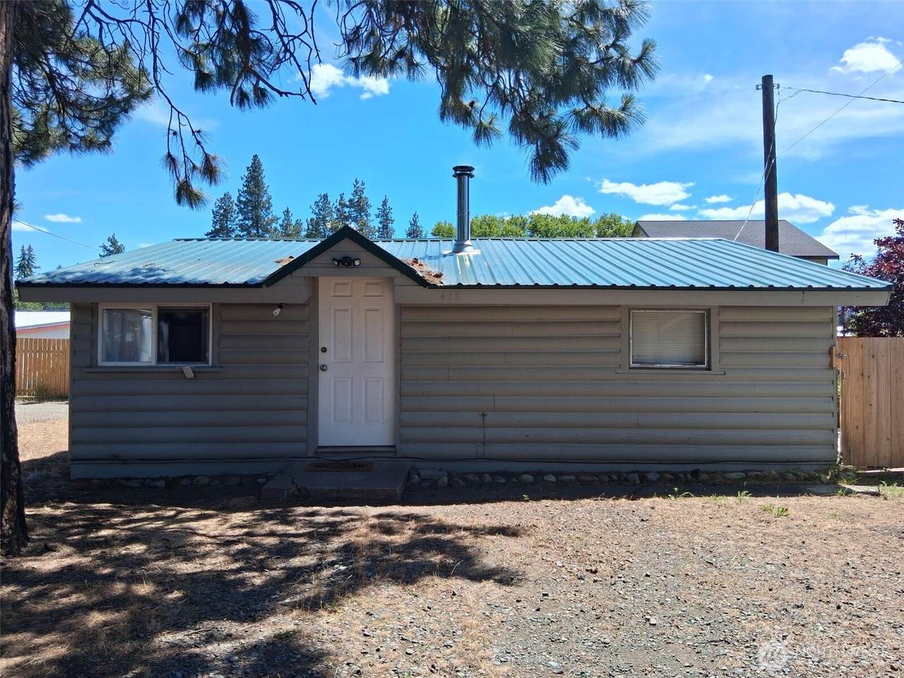 415 Broadway Avenue - Photo 1