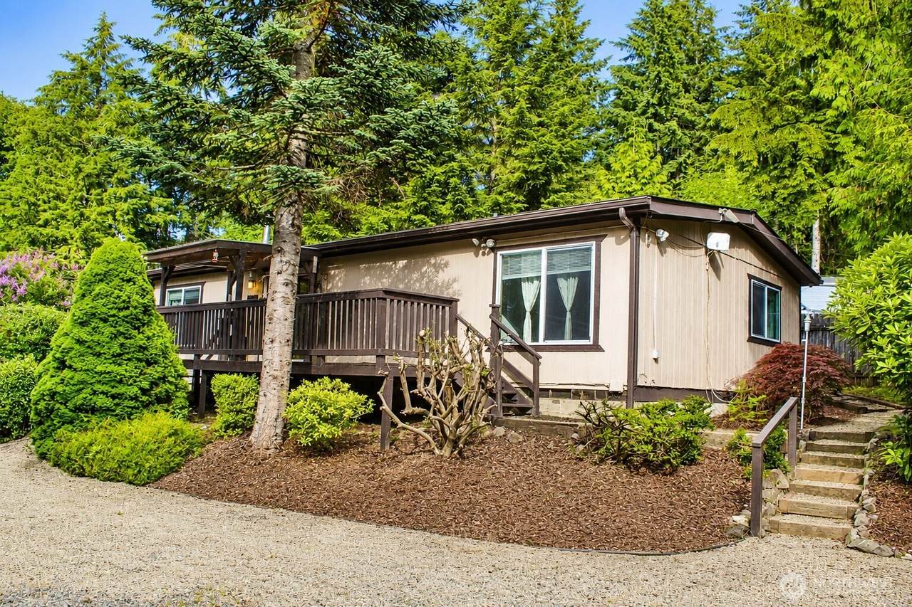 8001 175th Avenue - Photo 1