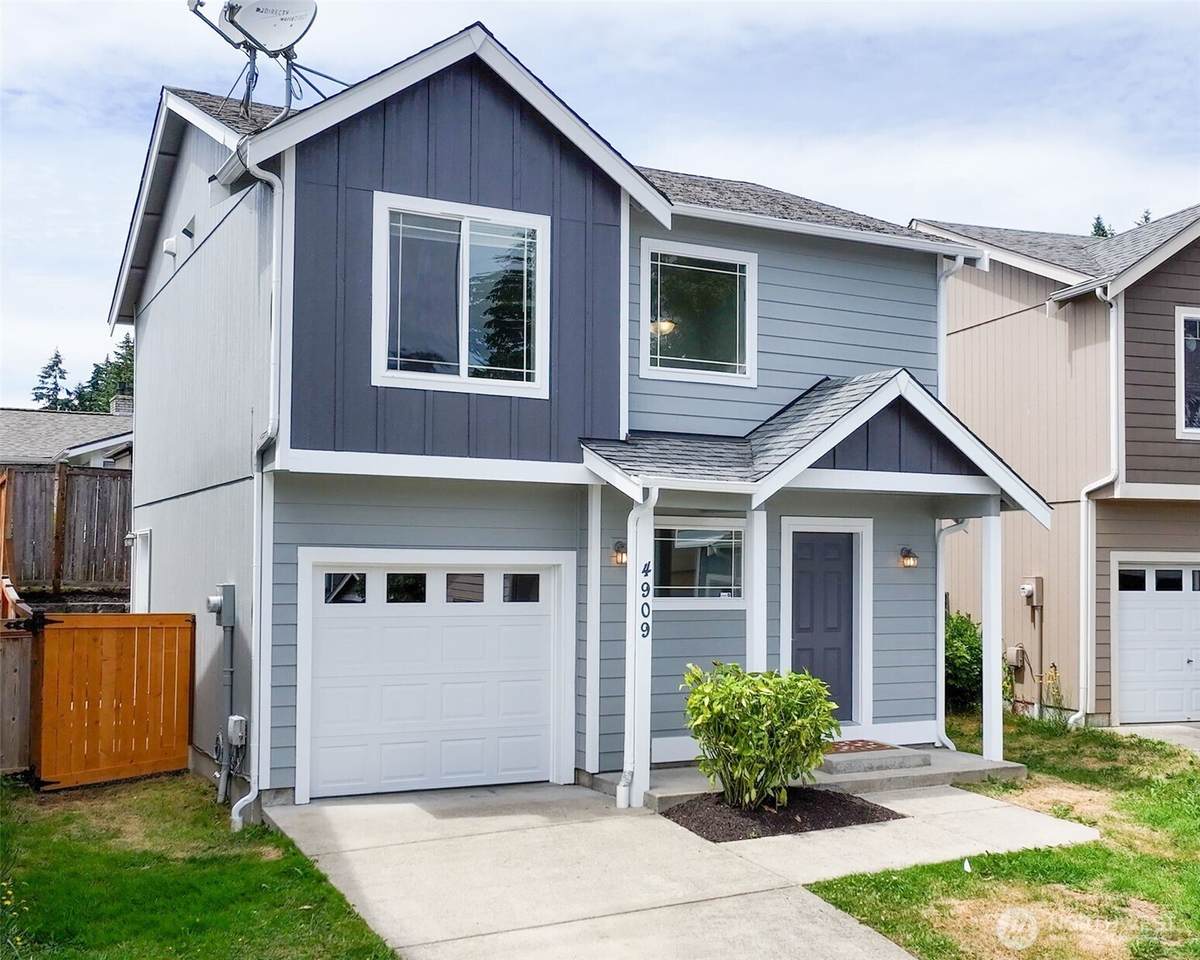 4909 Bowwood Circle - Photo 1