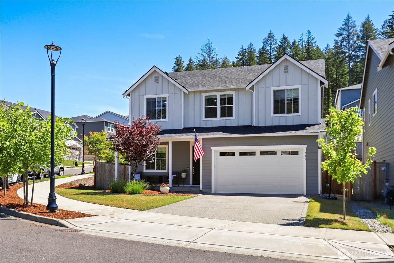 740 Nordmann Loop - Photo 1