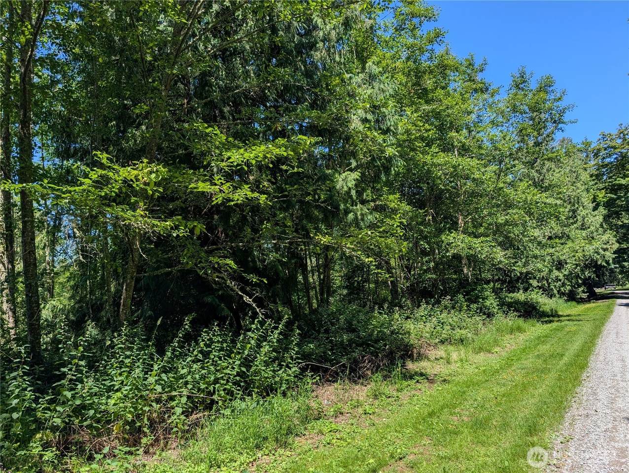 21660 Snowden Drive - Photo 1
