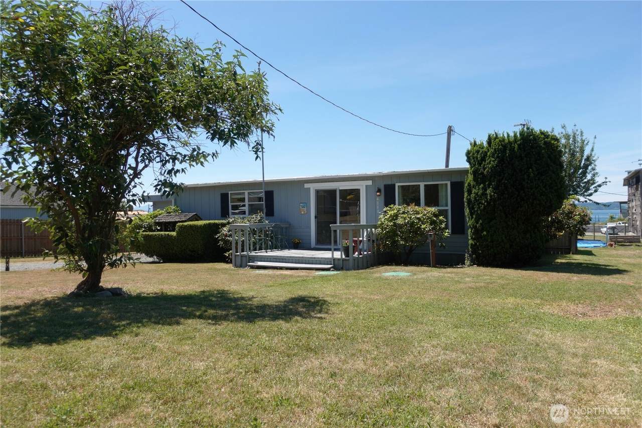 4880 Magellan Drive - Photo 1