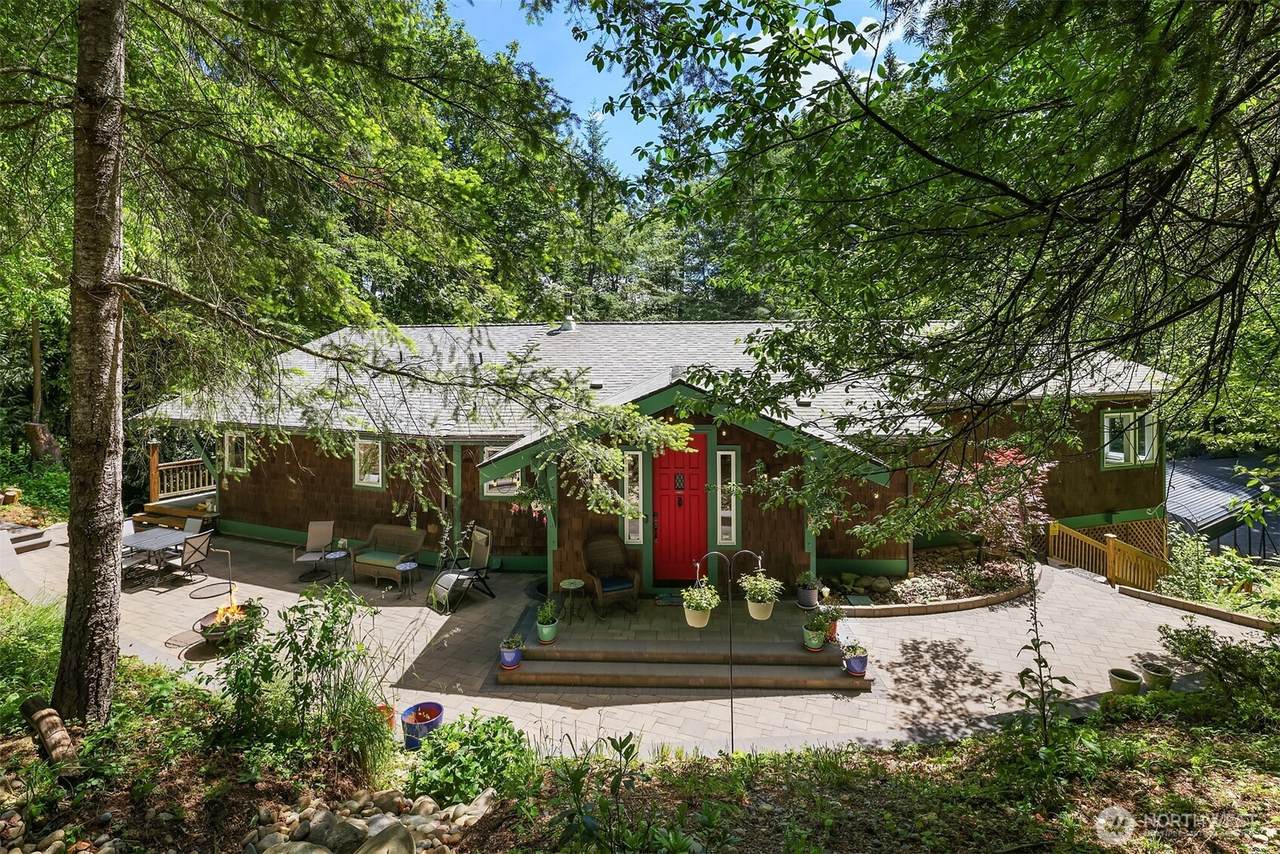 16732 230th Avenue - Photo 1