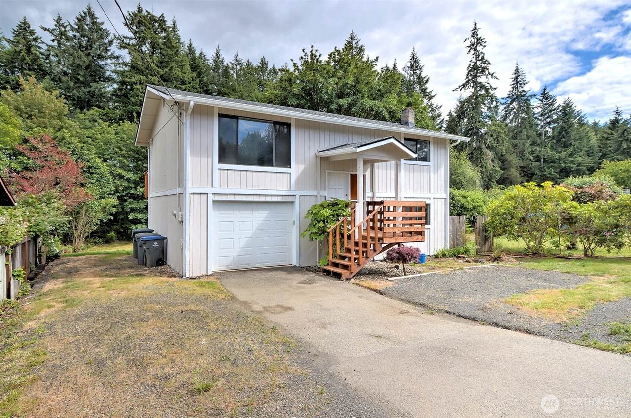 2064 Lake Boulevard - Photo 1