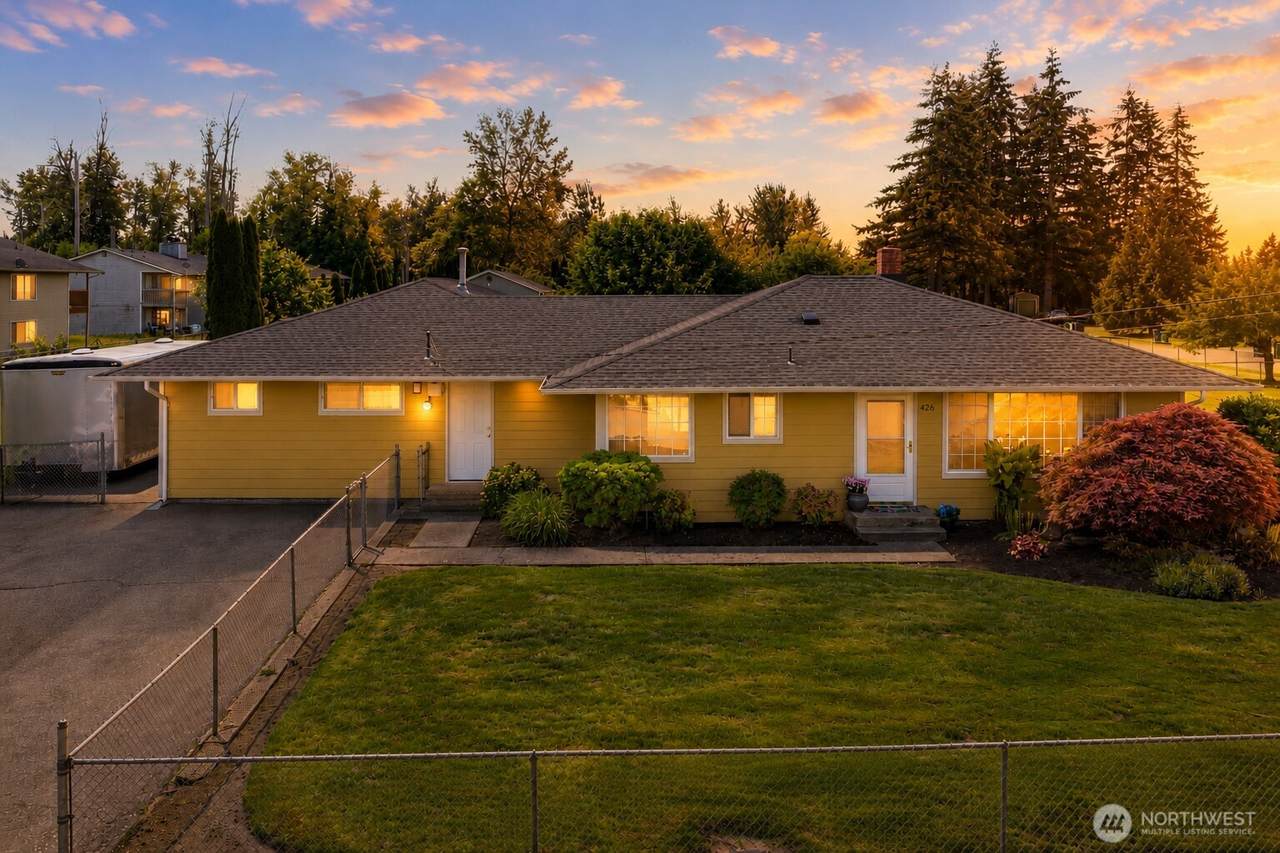 426 4th Avenue - Photo 1