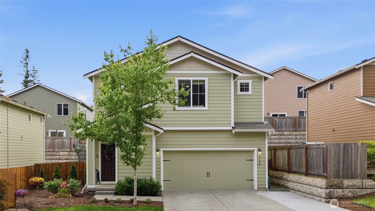 12128 319th Avenue - Photo 1
