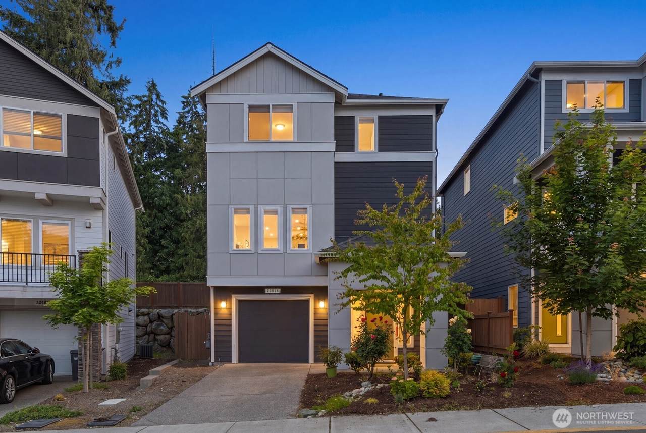 20818 3rd Avenue - Photo 1