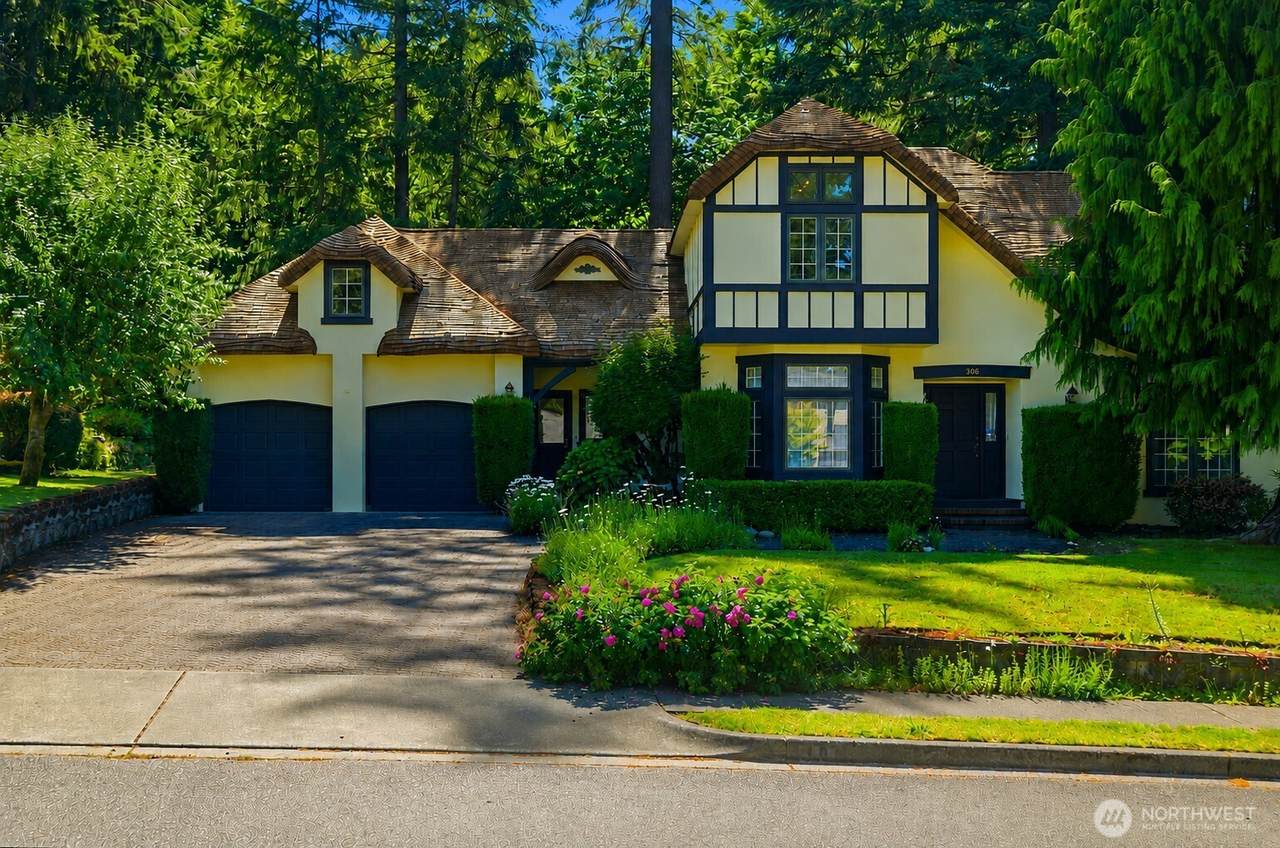 306 Keach Loop - Photo 1