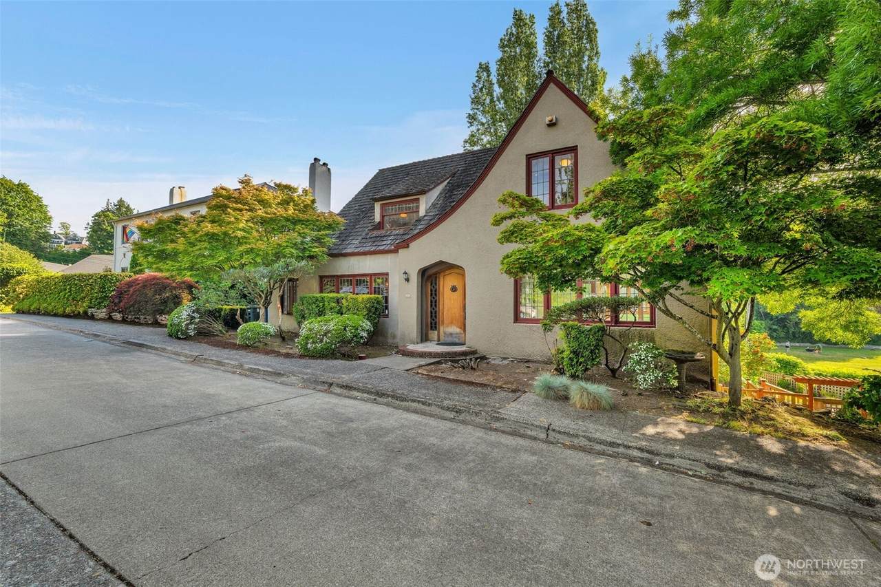 434 Borough Road - Photo 1