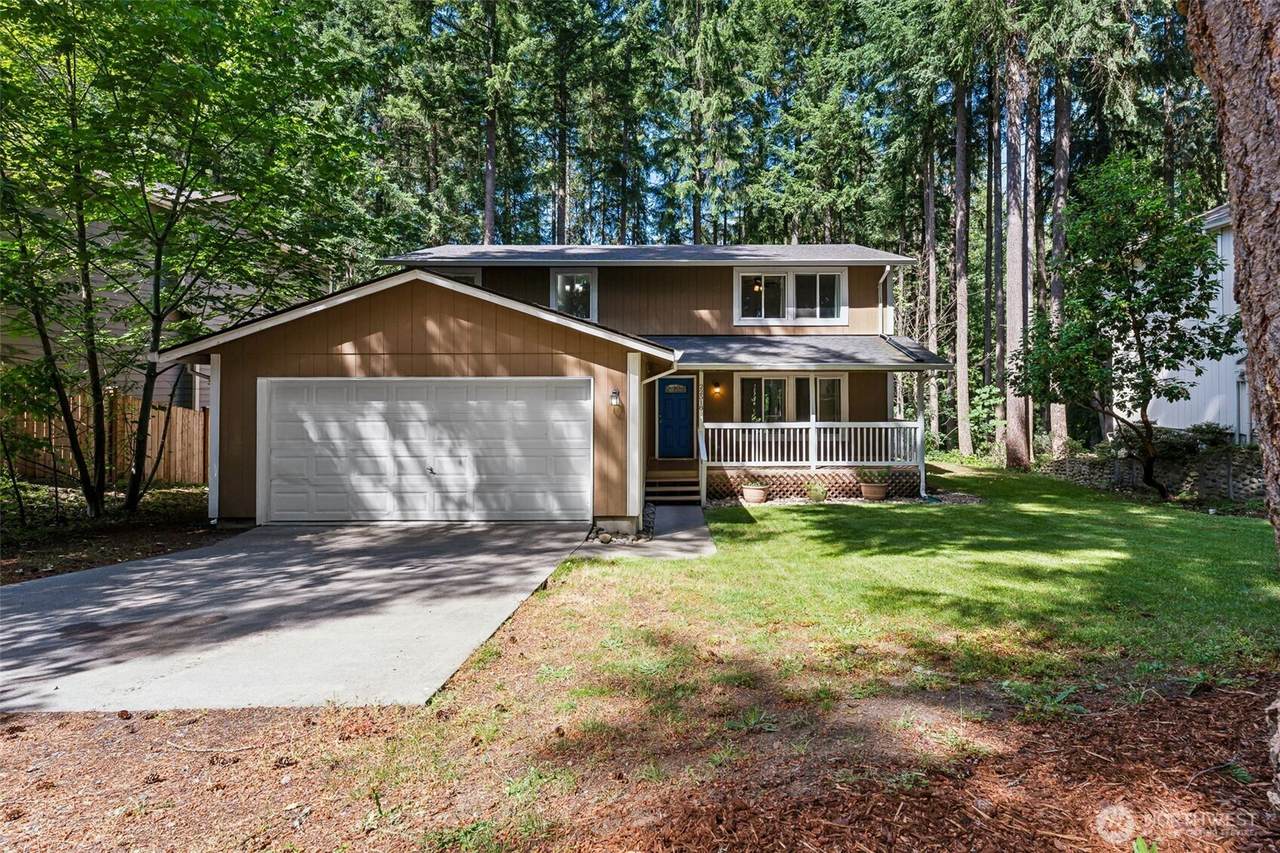 22518 Bluewater Drive - Photo 1