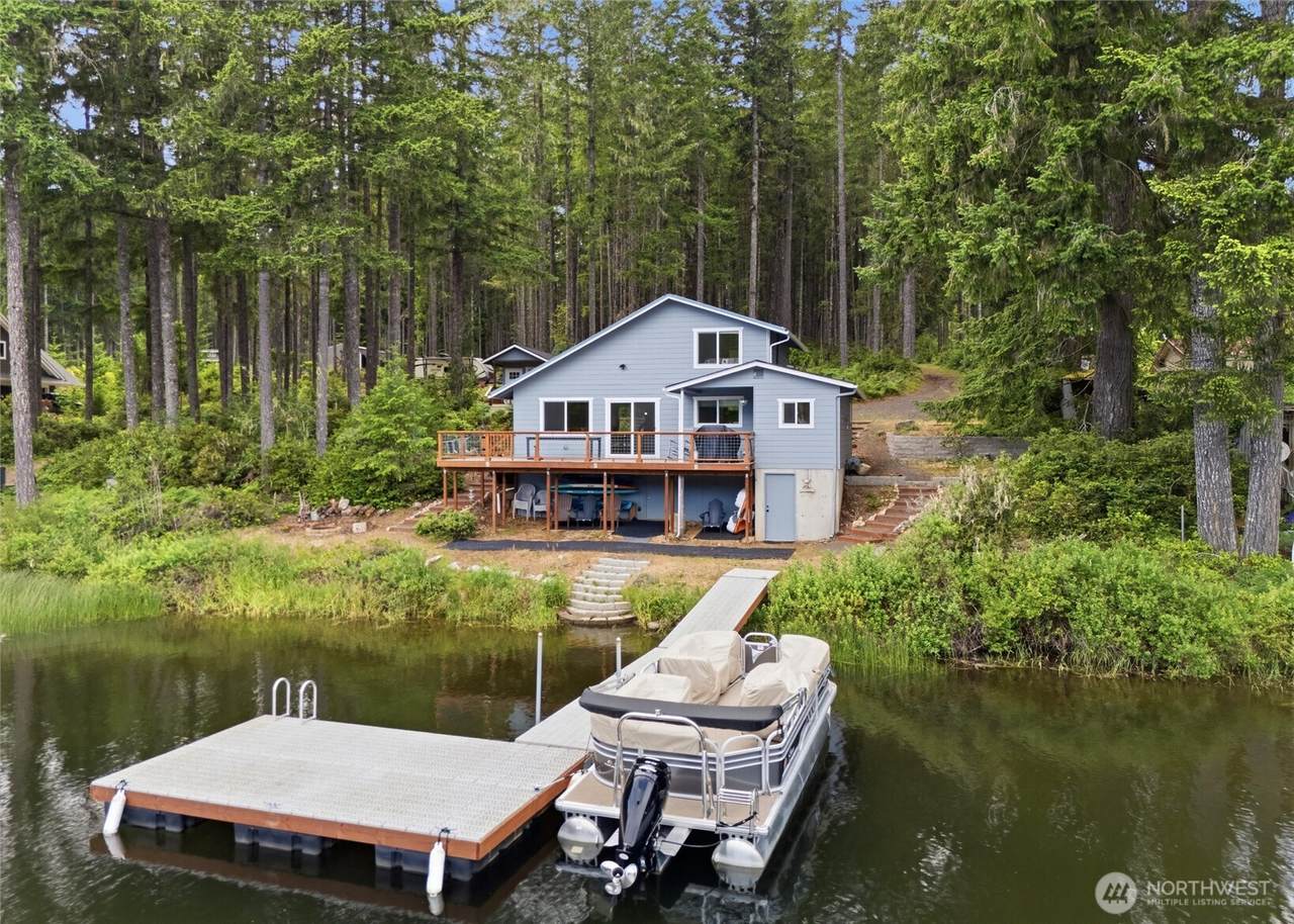 2321 Tee Lake Road - Photo 1